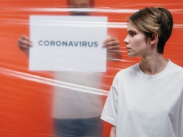 Эпидемиолог предупредила об опасности новой мутации коронавируса для детей и подростков