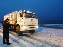 В преддверии крещенской ночи на пляже в Зеленоградске дежурят спасатели