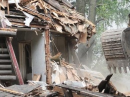 В Калуге снесли 24 аварийных дома