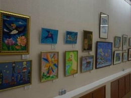 В Петропавловске-Камчатском открылась выставка-конкурс детского изобразительного искусства