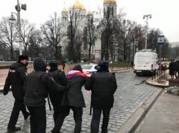 В Калининграде полиция начала задерживать участников акции протеста (фото) (видео)