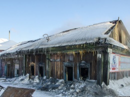 Двое жителей Камня-на-Оби скончались при пожаре в частном доме