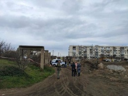 В Севастополе бетонная плита упала на детей: один мальчик погиб, - ФОТО