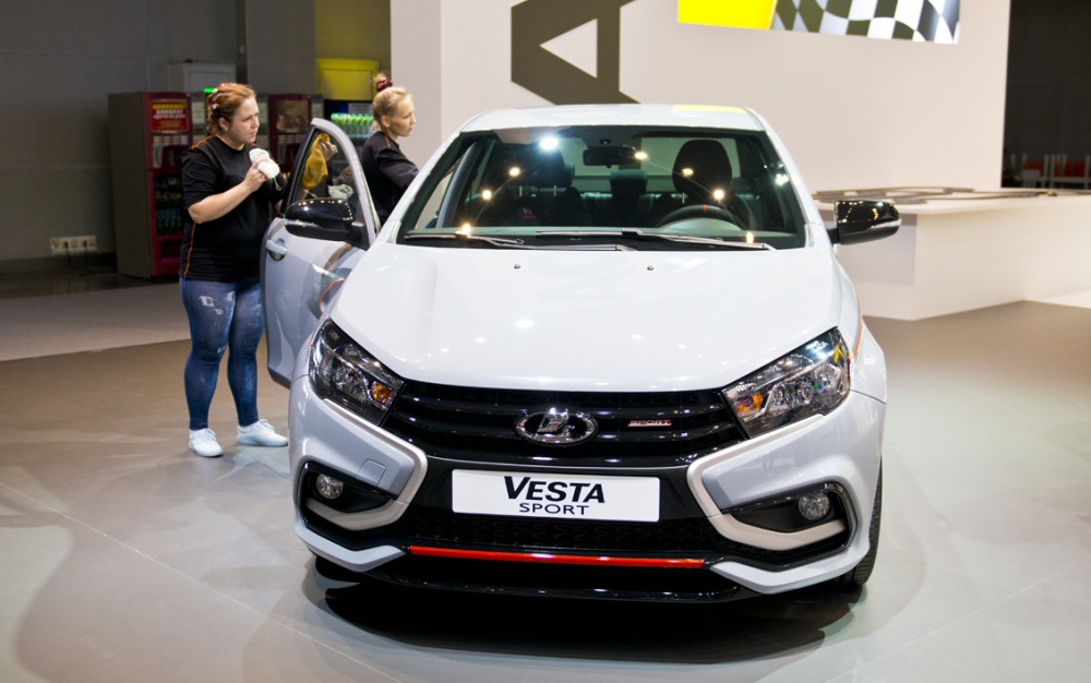 Lada Vesta стала бестселлером в России в 2021 году