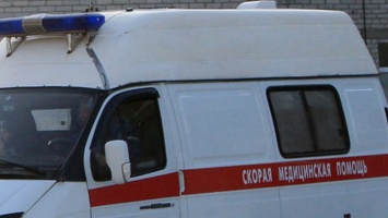 В Яровом автомобиль сбил подростка недалеко от пешеходного перехода