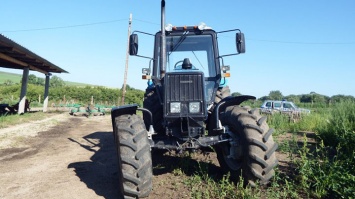 Под Новосибирском полицейские стреляли по трактору, уходившему от погони