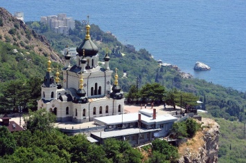 В Крыму хотят отказаться от "религиозного туризма"