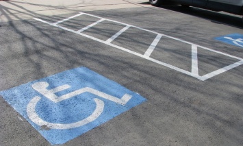 В Старом Осколе появятся парковки для автомобилей инвалидов