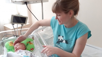 В Алтайском крае новорожденная «помогла» врачам излечить себя