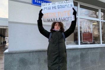 Активистку штаба Навального в Калининграде задержали сразу после выхода из спецприемника