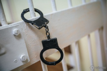 Московский суд арестовал двух сотрудников Роспотребнадзора по делу о взятке