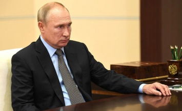 Путин утвердил выплату военным медикам за работу с COVID-19