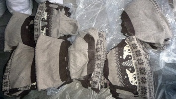 Алтайская таможня обнаружила незадекларированные рукавички