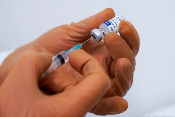 Минздрав: прививку от коронавируса в регионе получили около пяти тысяч человек