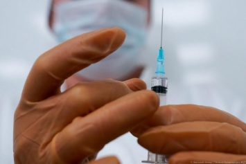 В Греции заявили о планах вакцинировать население до старта турсезона