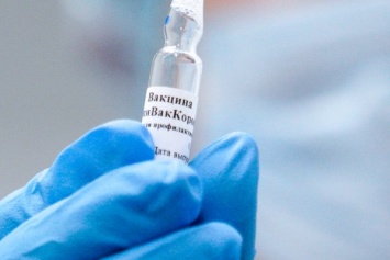 Разработчики: иммунитет от вакцины «ЭпиВакКорона» сохранится в течение года