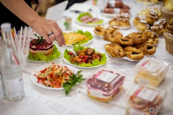 Власти кузбасского города проверили питание в школах после жалоб родителей