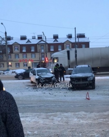Пробки в восемь баллов образовались в Ульяновске из-за аварий