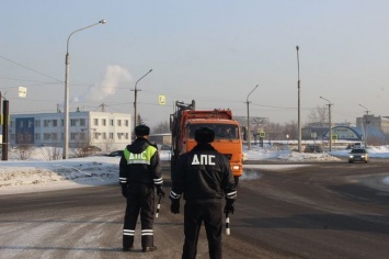 Почти 300 автомобилистов получили штрафы во время рейда в Новокузнецке