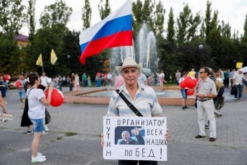 Калининградскому пенсионеру за два дня собрали полмиллиона на штрафы за митинги