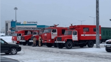 В Барнауле прошли пожарные учения в торговом центре