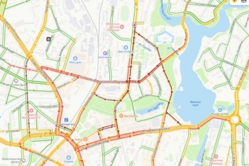 Из-за ДТП на ул. Горького блокировано движение автобусов, собрались масштабные пробки