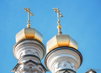 Познер предложил исправить "величайшую трагедию" России заменой православия на католицизм