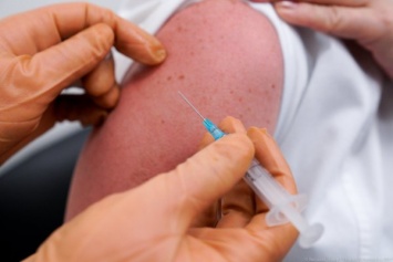 Словакия не намерена отказываться от российской вакцины, несмотря на критику