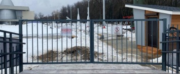 Калужан возмутил забор у музея космонавтики