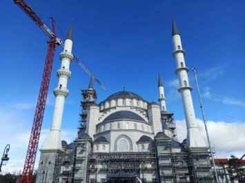 Путина пригласили в Симферополь на открытие Соборной мечети, - ФОТО
