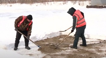 В Алтайском крае начали чернить лед в 18 районах