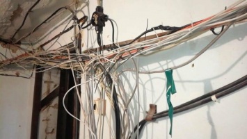 В Старом Осколе двое мужчин украли 850 метров кабеля