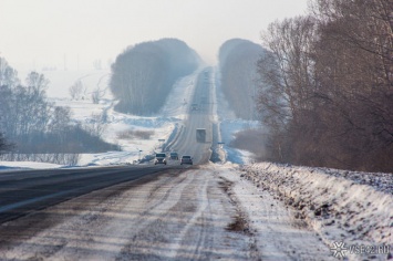 Специалисты предупредили кузбасских водителей об опасных погодных условиях