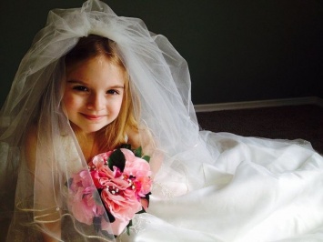 Родители беременной пятиклассницы из Саратовской области решили выдать ее замуж