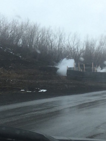"Запах гари и газа": кузбассовцы сообщили о горящем подземном пласте
