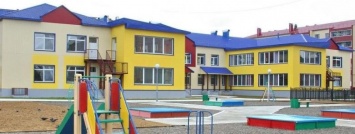 В Симферополе на территории школьного стадиона построят модульный детсад