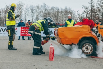 В Петрозаводске прошли соревнования по ликвидации последствий ДТП