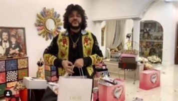 Киркоров показал на видео подарки со дня рождения дочери