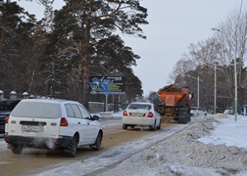 В Белогорске нашли подходящий реагент для борьбы с гололедицей