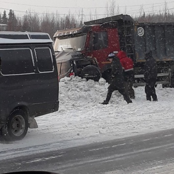Третья авария со смертельным исходом за неделю произошла на автодороге Нижневартовск-Радужный