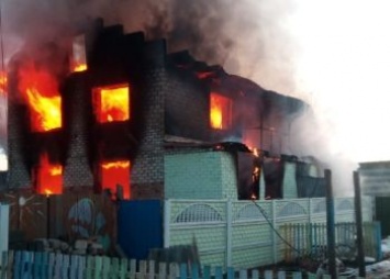 На пожаре в доме многодетных амурчан не обошлось без пострадавших