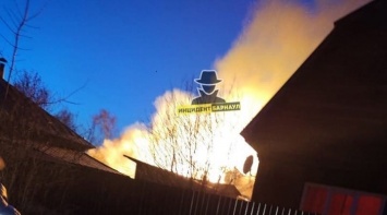 Крупный пожар произошел в Новоалтайске