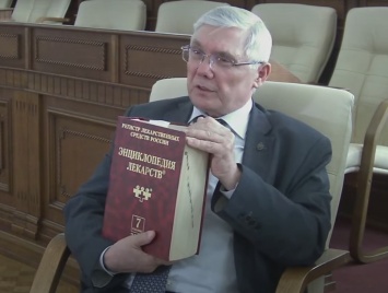 Алтайский депутат объяснил смертность в пандемию отменой самоизоляции пенсионеров и «постковидным синдромом»