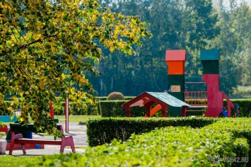 Зеленая зона с детской площадкой появится возле администрации Новокузнецка