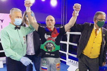 Сергей Горохов впервые в истории калининградского бокса стал чемпионом WBC international silver
