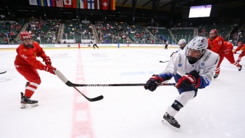 Российские хоккеисты стартовали на юниорском ЧМ с победы над США, проигрывая по ходу матча 1:5