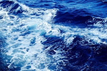 Американские ученые нашли в океане следы неземного вещества