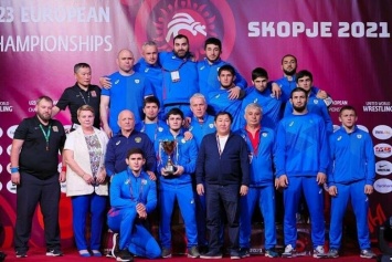 Спортсмен из Югры стал серебренным призером Первенства Европы по вольной борьбе