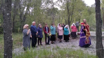 В Рубцовске установили плиту в память о репрессированных