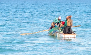В Мексике потерпевших кораблекрушение рыбаков спас холодильник